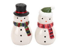 Load image into Gallery viewer, Snowmen Salt and Pepper Shakers Set

